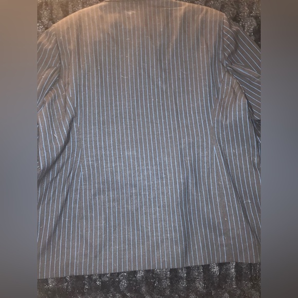 2 piece Wool Women’s Suit - Picture 7 of 7